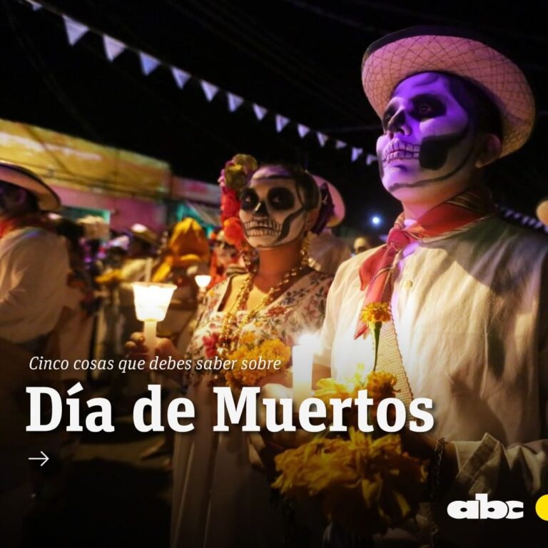 El Día de Muertos es una celebración mexicana para honrar a los muertos que se r…