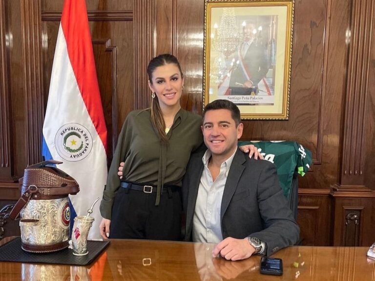 La “nepobaby” de Pedro Alliana, Montserrat, renuncia a Diputados La “nepobaby” de Pedro Alliana, Montserrat, renuncia a Diputados