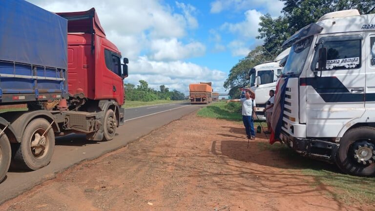 Dinatran espera destrabar paro de camioneros esta tarde