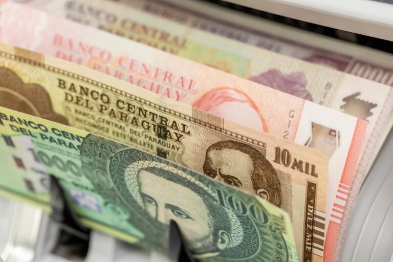Crédito bancario: Incremento de tasas en varios segmentos Crédito bancario: Incremento de tasas en varios segmentos