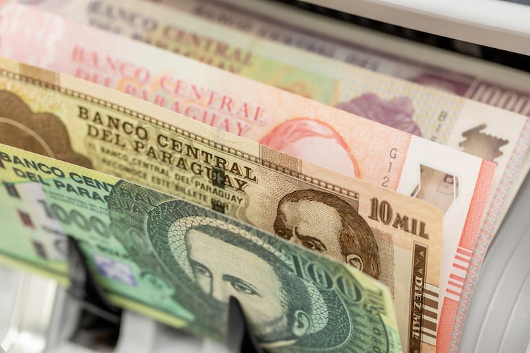 Crédito bancario: Incremento de tasas en varios segmentos Crédito bancario: Incremento de tasas en varios segmentos