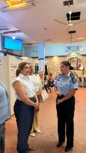 Hospital de Policía: Entregan 10 sillas de ruedas
