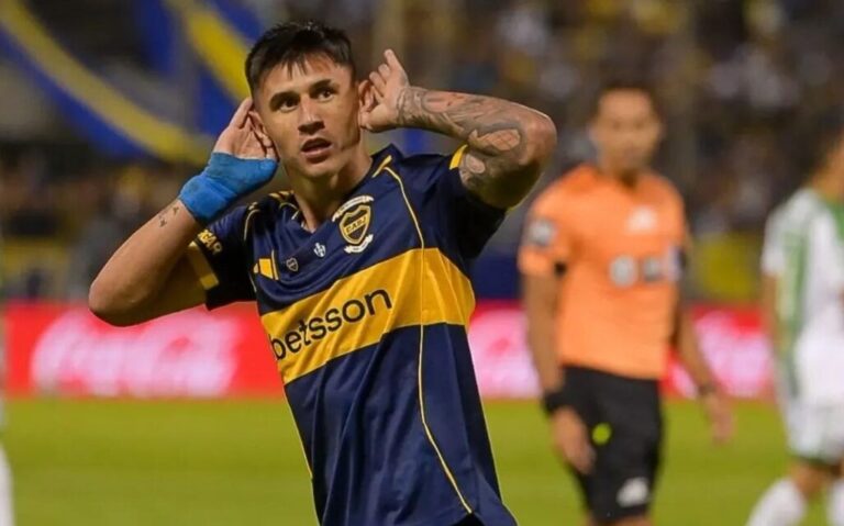 Adam Bareiro con festejo dedicado a Riquelme: "Es por la confianza que me tiene"