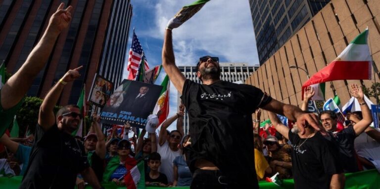 ¿Irán ausente del Mundial 2026? En Los Ángeles, los inmigrantes esperan ansiosos ¿Irán ausente del Mundial 2026? En Los Ángeles, los inmigrantes esperan ansiosos