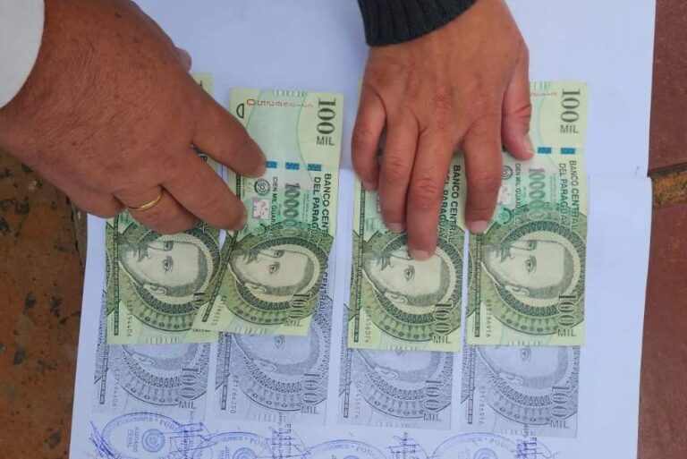 Escándalo en Incan: funcionario detenido por presunta coima a pacientes “solo quería ayudar” Escándalo en Incan: funcionario detenido por presunta coima a pacientes “solo quería ayudar”