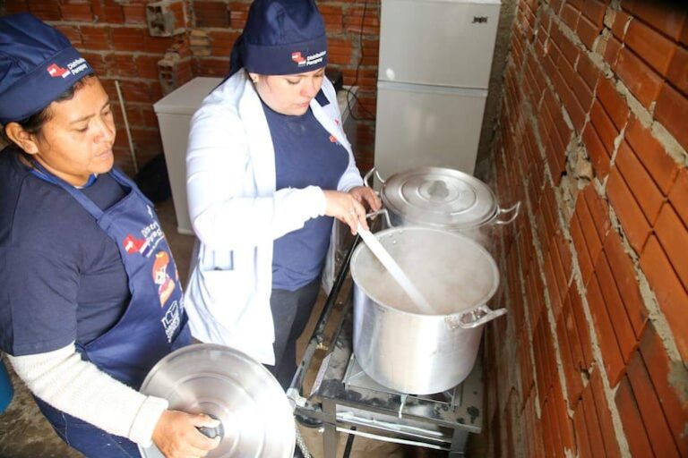 Hambre Cero: tras fuerte protesta, almuerzo llegó a escuela indígena de Puerto Pinasco