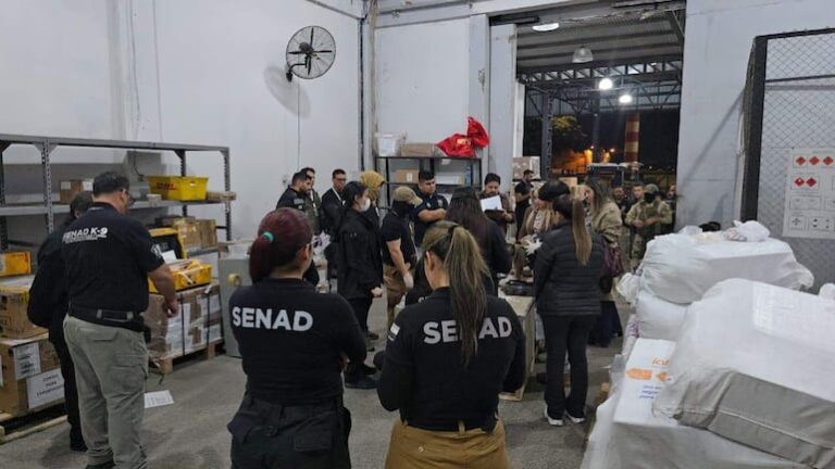 Marihuana “premium” en aeropuerto: lo que sabe hasta ahora la Senad Marihuana “premium” en aeropuerto: lo que sabe hasta ahora la Senad