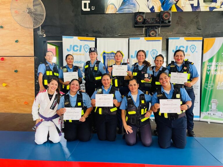 8M: capacitarán en autodefensa a mujeres bomberos en Cambyretá 8M: capacitarán en autodefensa a mujeres bomberos en Cambyretá
