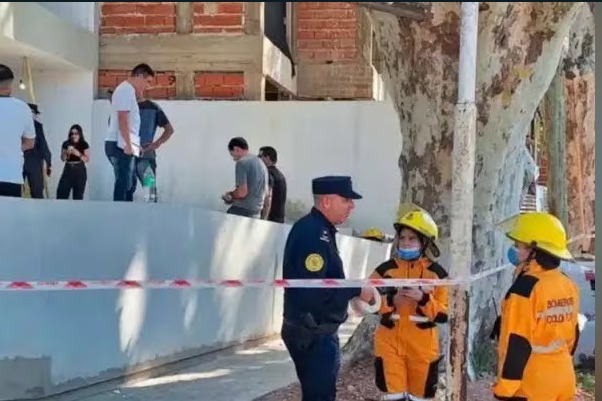 Dolor y misterio: Hallan muerto a paraguayo oculto dentro de una pared Dolor y misterio: Hallan muerto a paraguayo oculto dentro de una pared