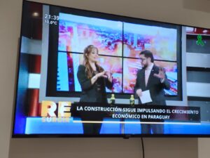 ¡Resurgir nueva propuesta de tevé con Elena Céspedes y Héctor Riveros! ¡Resurgir nueva propuesta de tevé con Elena Céspedes y Héctor Riveros!