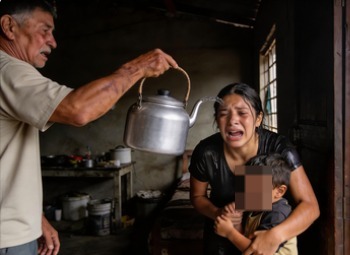 Léka ohapy ytakúpe a niño y a su mamá Léka ohapy ytakúpe a niño y a su mamá