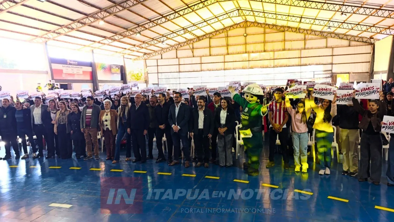 MÁS DE 600 JÓVENES RECIBEN BECAS UNIVERSITARIAS EN ITAPÚA GRACIAS A UNA INVERSIÓN DE G. 2.444 MILLONES
